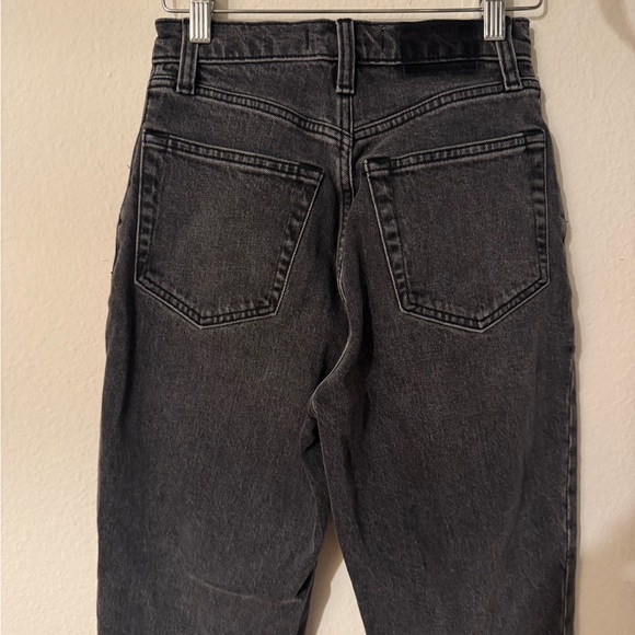 Abercrombie & Fitch The 90’s High Rise Straight Curve Love size 24 Short - Picture 6 of 9